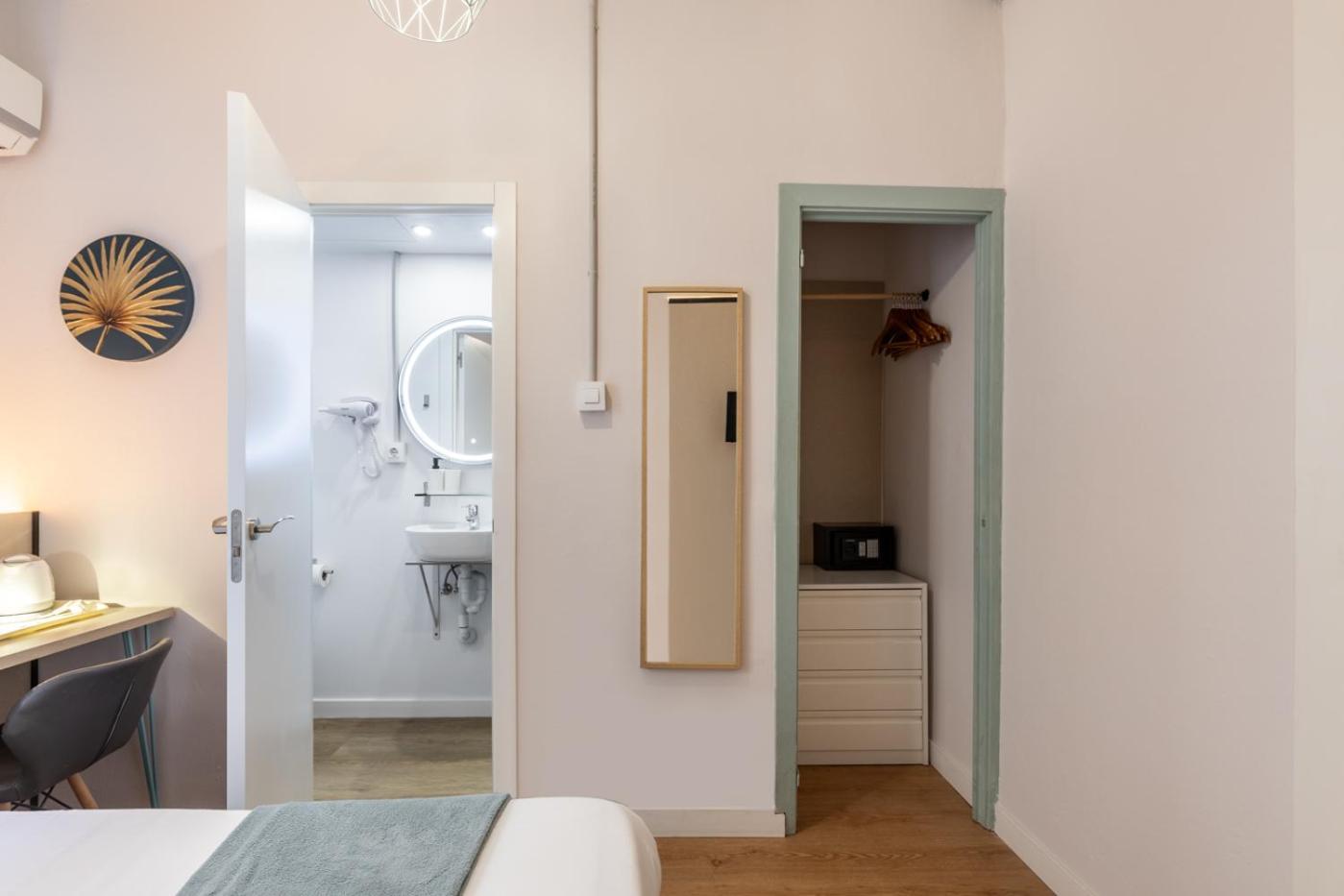 Regina Selfcheck-In Smart Rooms Пальма-де-Майорка Екстер'єр фото